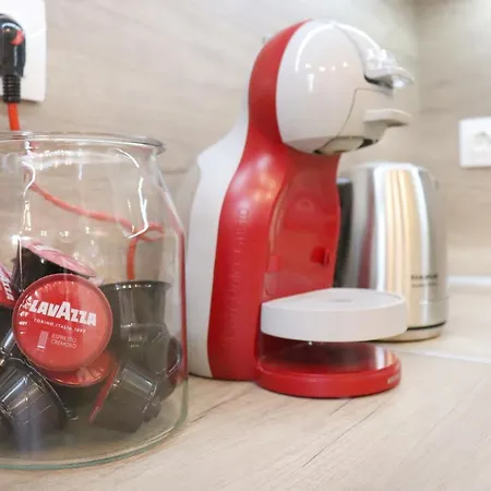 Stylish And Quiet With Balcony