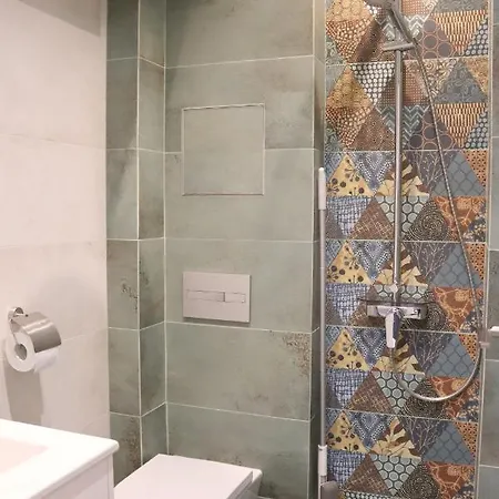 Stylish And Quiet With Balcony Appartement Sofia