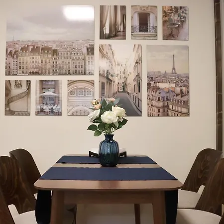 Stylish And Quiet With Balcony *